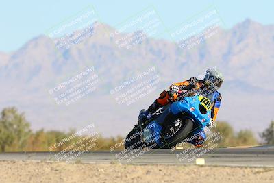 media/Jan-12-2025-CVMA (Sun) [[be1d2b16e3]]/Race 3-Amateur Supersport Middleweight/